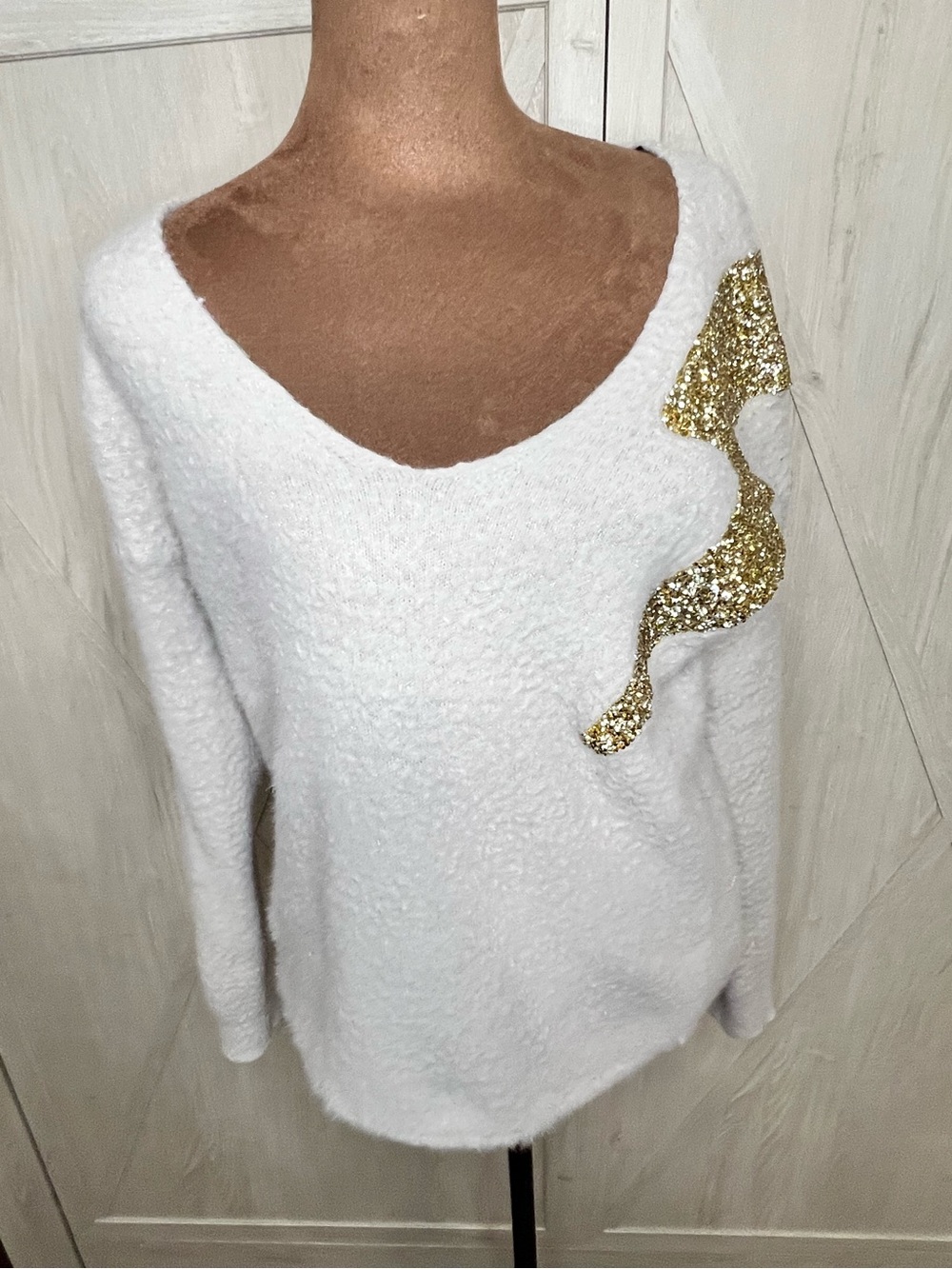 Judith March Cream Plush Sequin Lightning Bolt Graphic Cozy Shimmer Sweater S